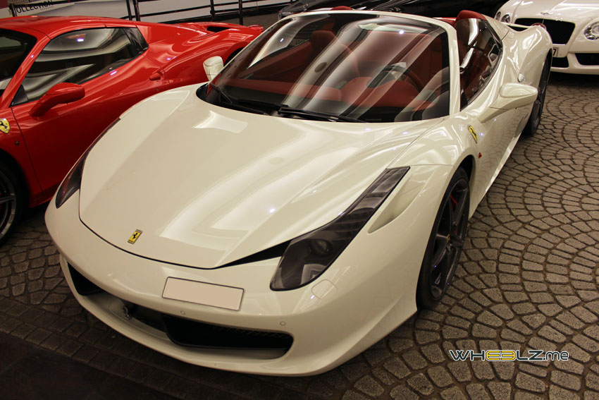 Ferrari 458 italia Spyder 2