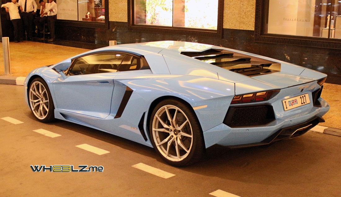 Lamborghini Aventador