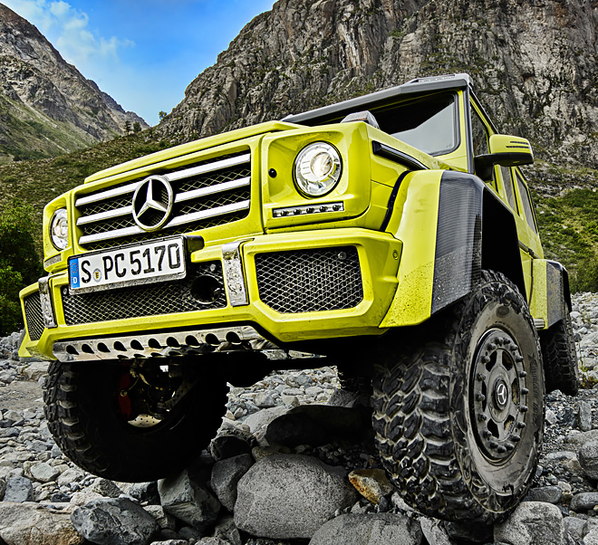 08-Mercedes-Benz-The-G-Class-Squared-660x602-EN2