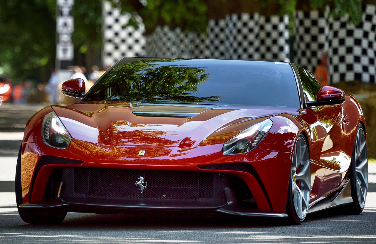 1400248_CAR-F12-TRS_Goodwood2