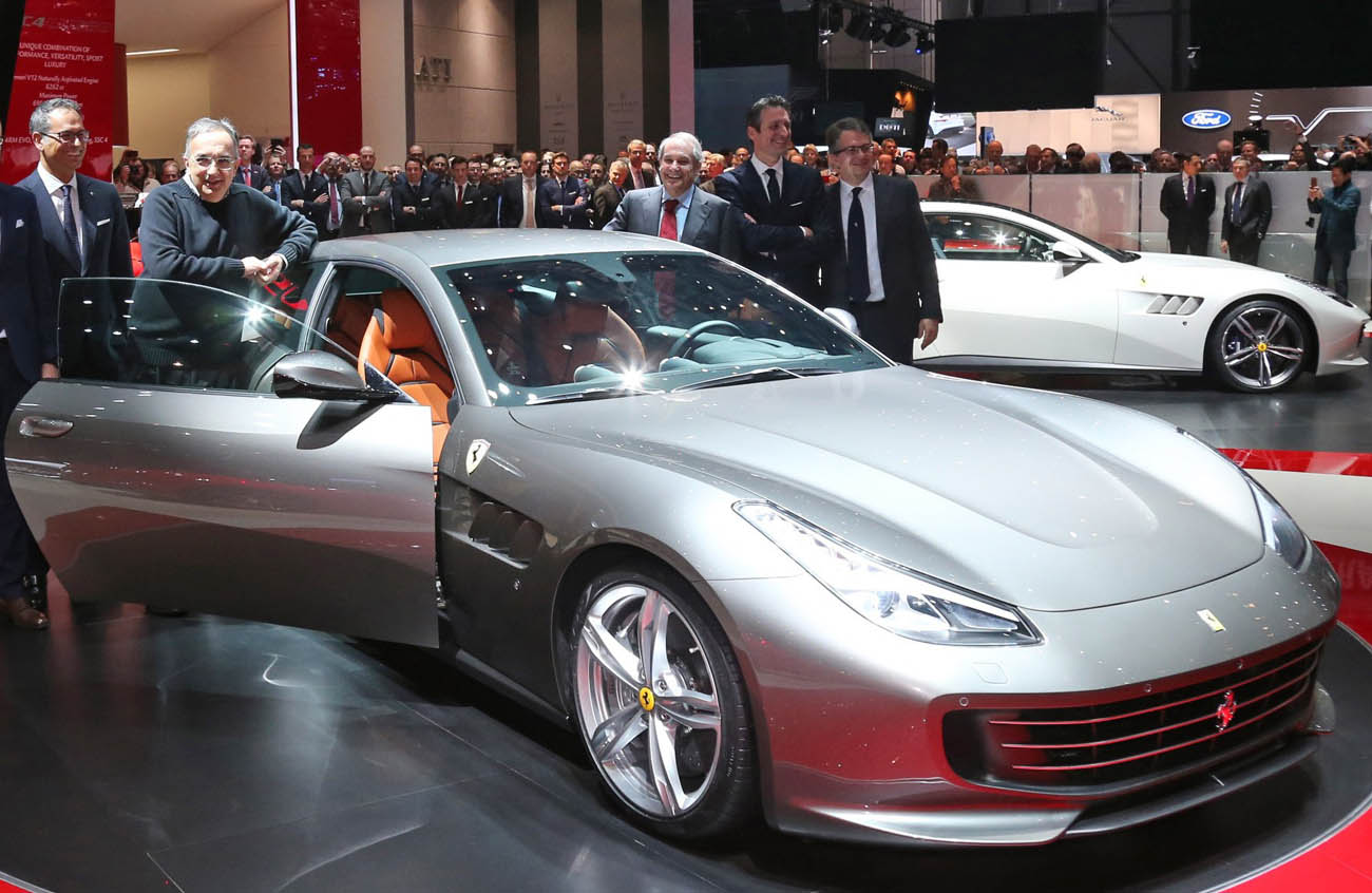 160110-car-GTC4Lusso1