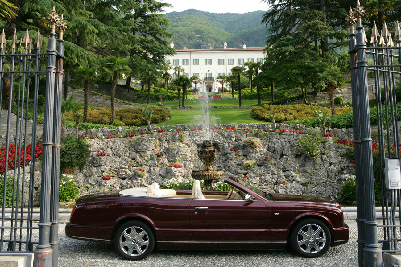 NewAzure200505_l2_w3600_h2399