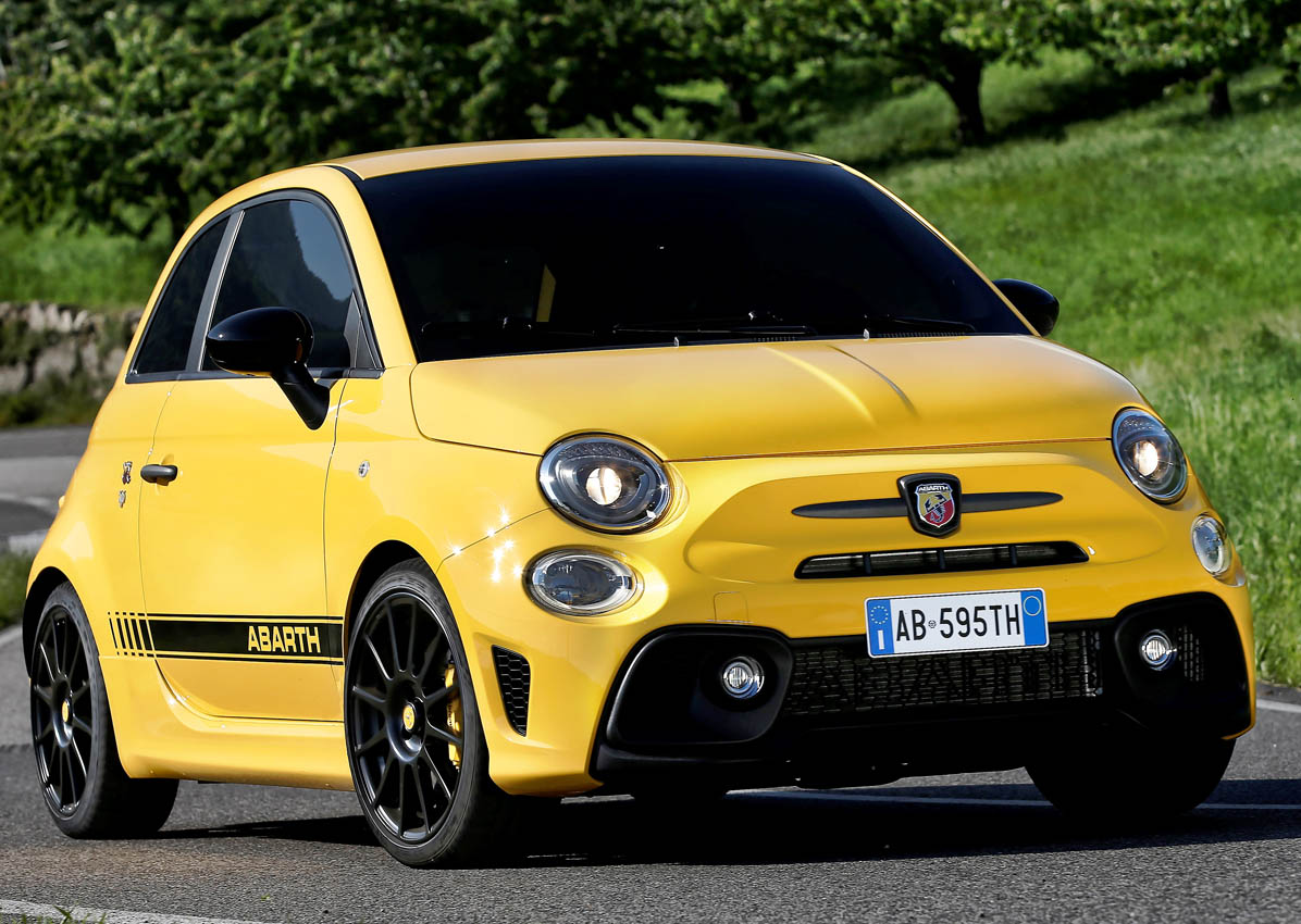 160607_Abarth_595_03