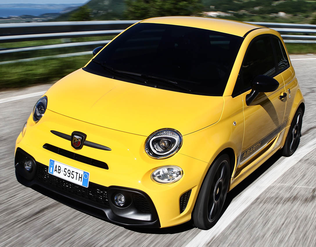 160607_Abarth_595_06