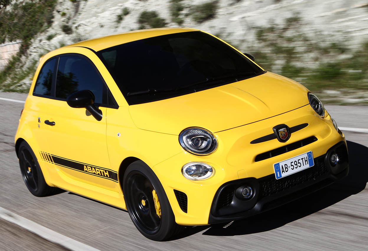 160607_Abarth_595_09