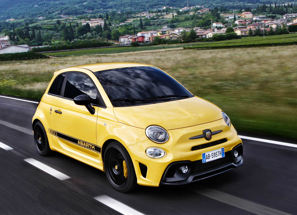 160607_Abarth_595_13
