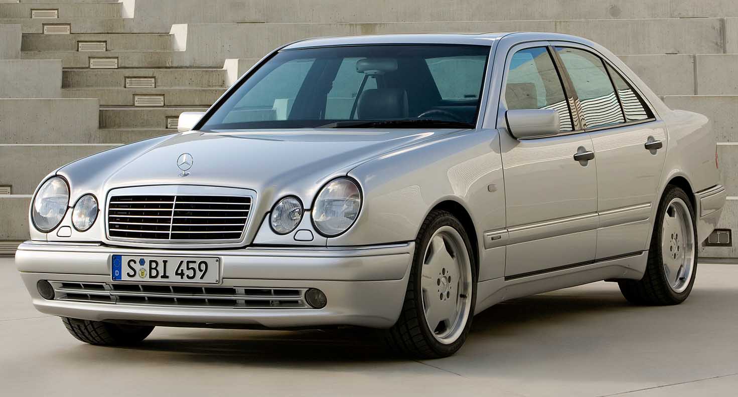 Mercedes-Benz E55 W210 model history