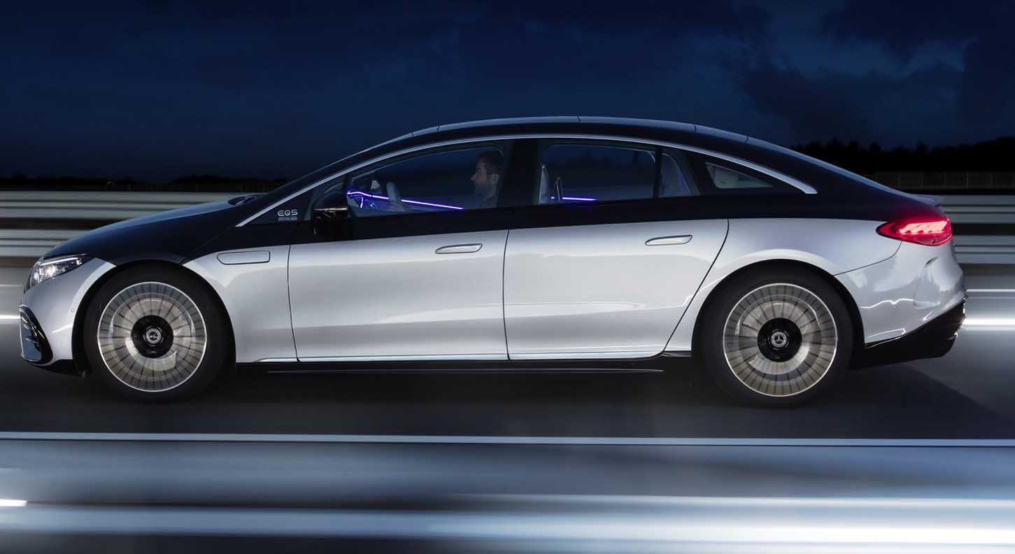 Mercedes Benz EQS