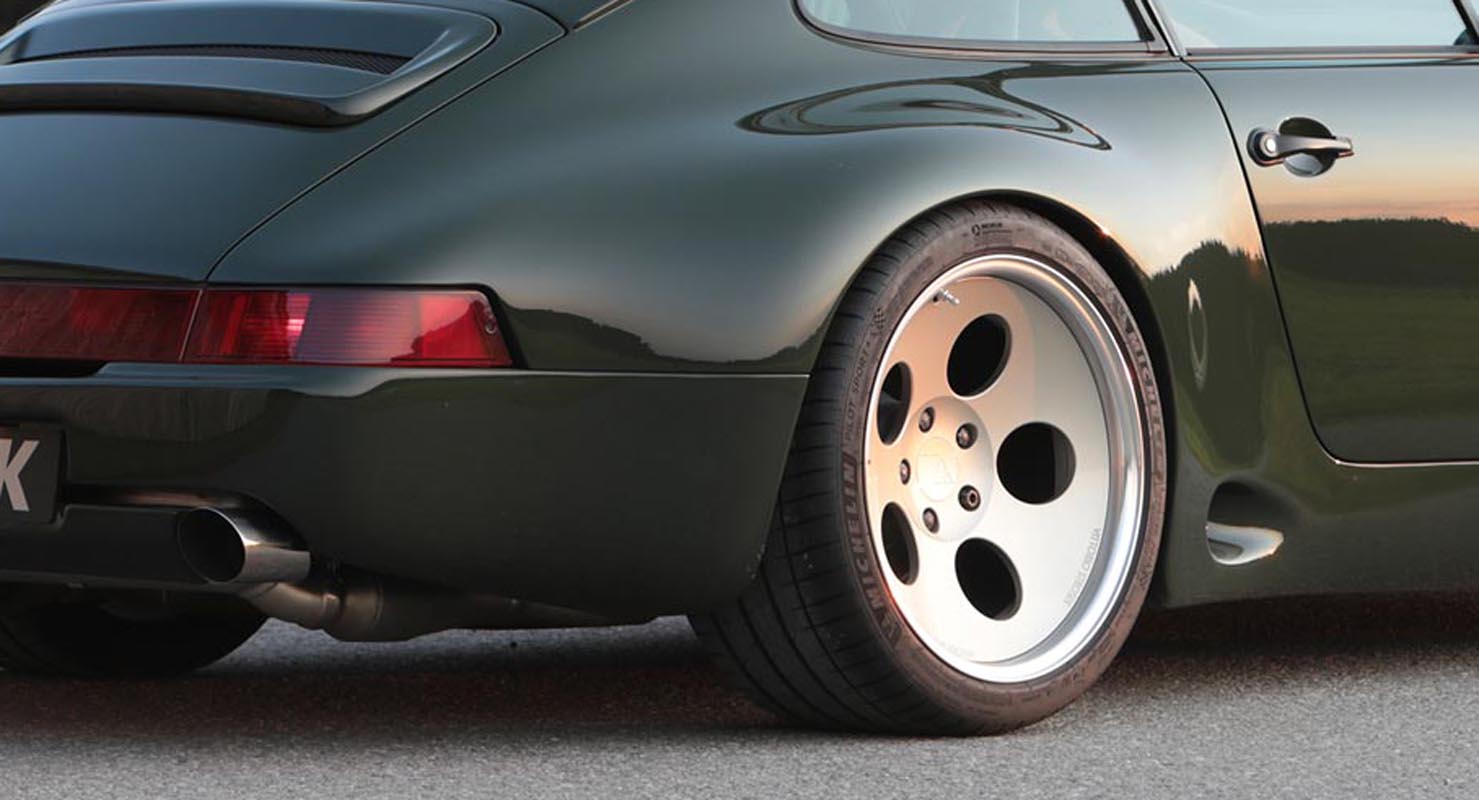 Strosek Mega Porsche 964