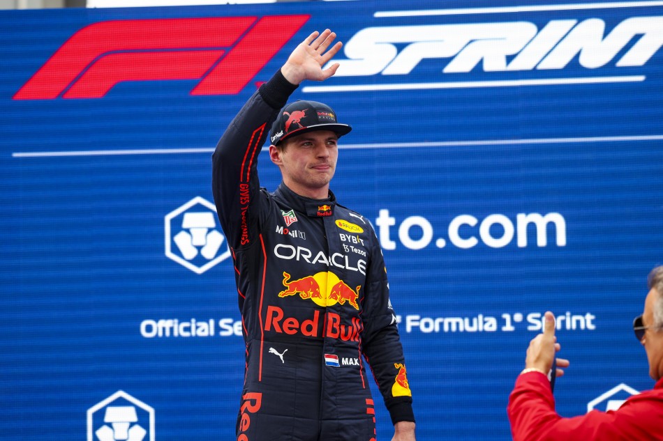 F1 – Verstappen Passes Leclerc Late To Claim Sprint Victory In Imola