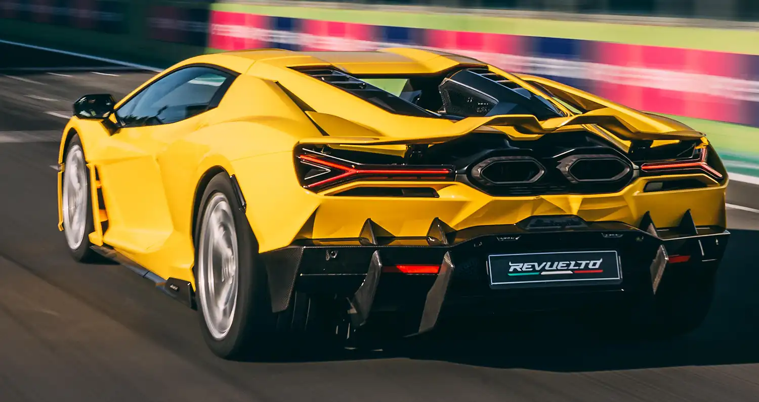 Lamborghini Revuelto
