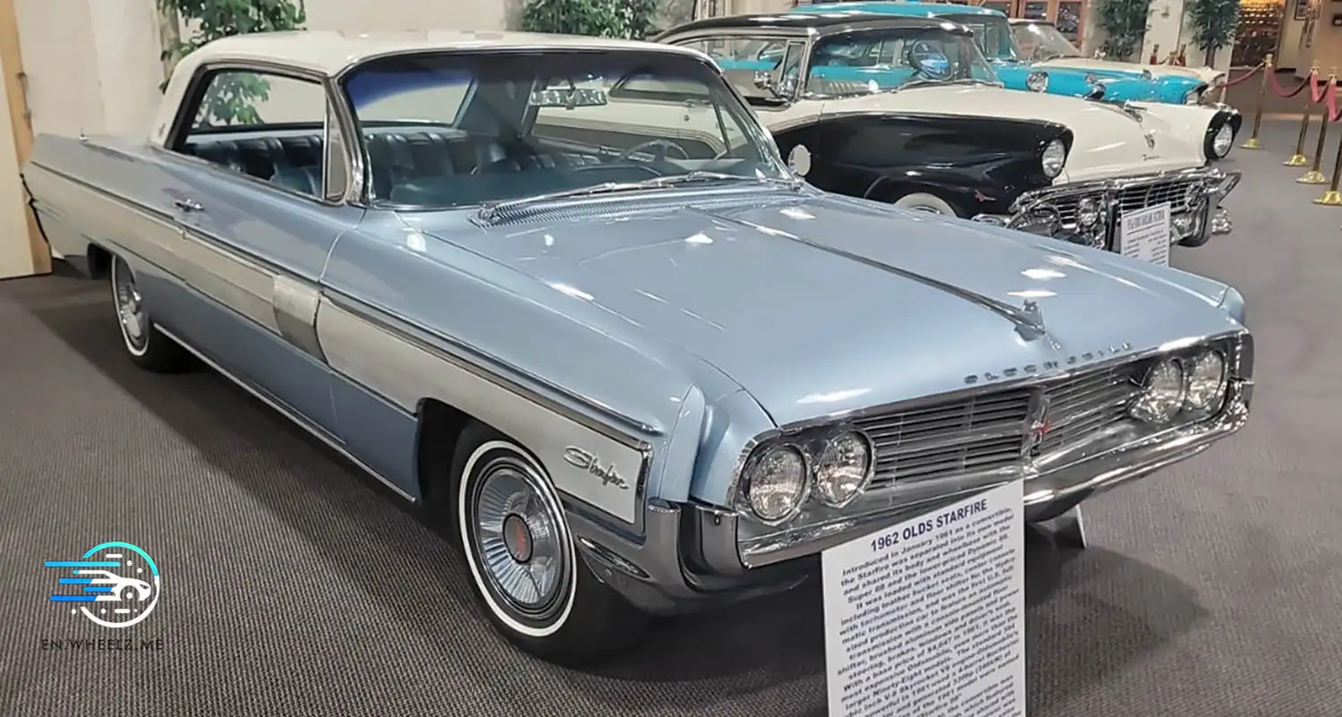 1962 Oldsmobile Starfire: A True American Luxury Muscle Icon