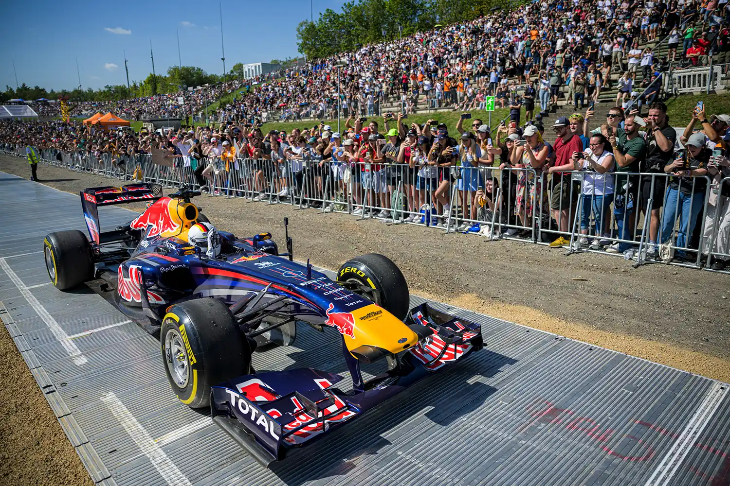 Sebastian Vettel brings Formula 1 back to the legendary Nürburgring With Redbull