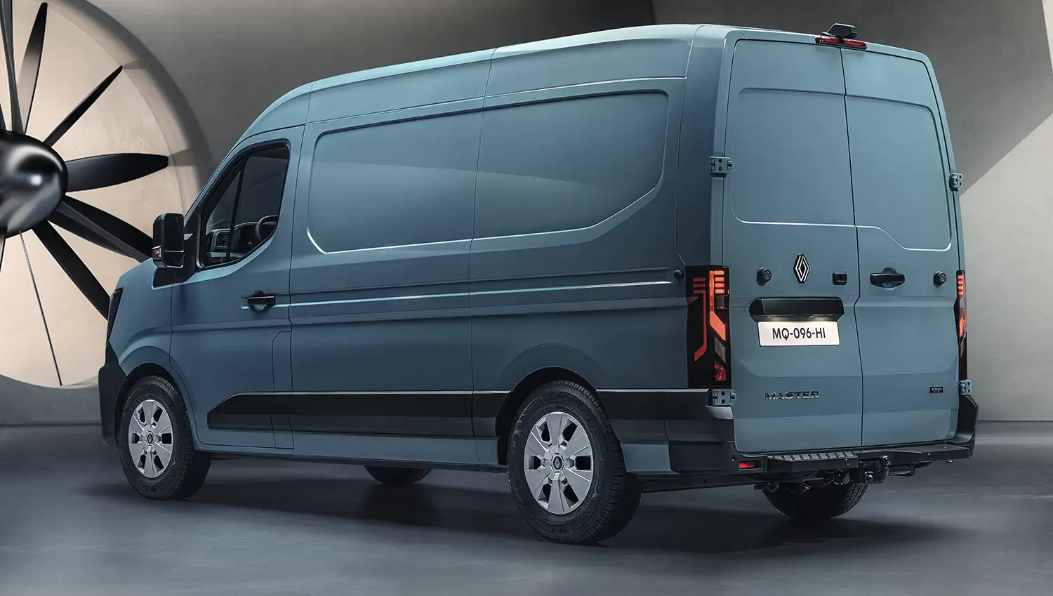 All-new Renault Master brings an EV version with 87 kWh battery