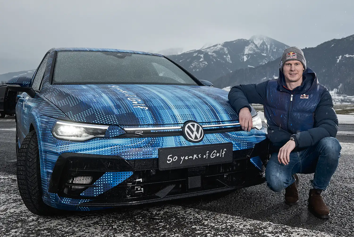 Volkswagen offers a first glimpse of the new Golf R