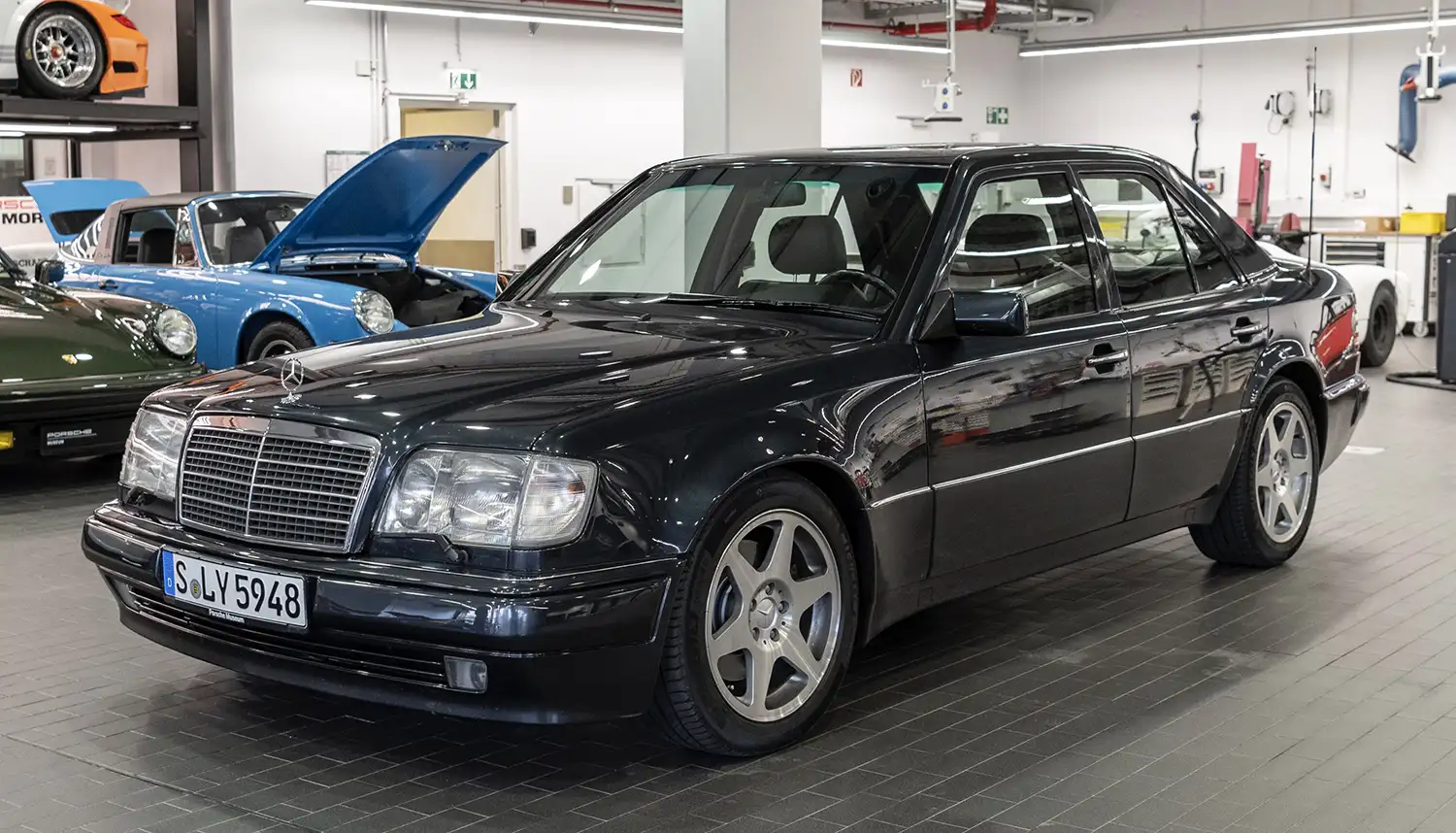 Mercedes-Benz 500e (W124) By Porsche