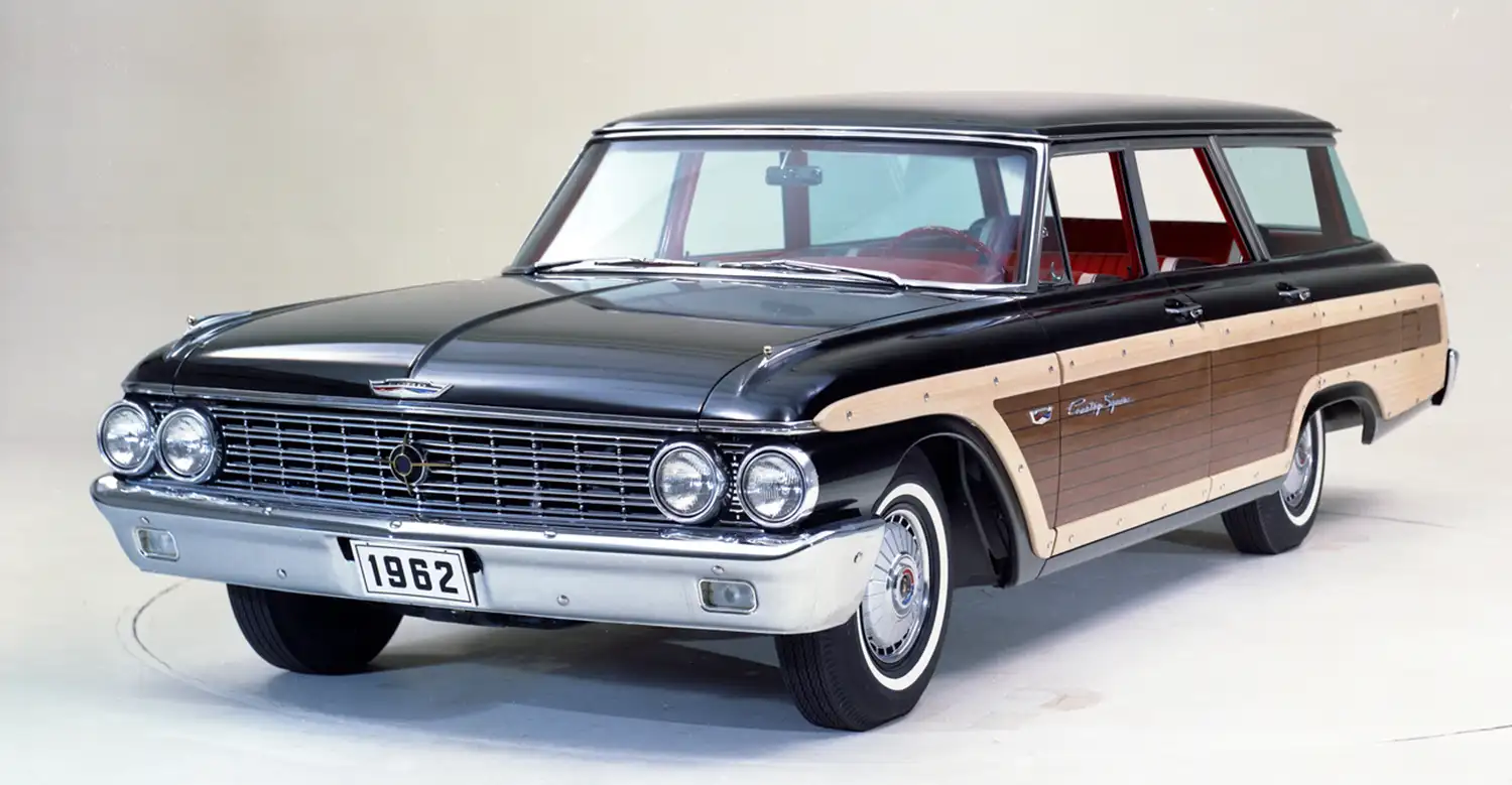 1962 Ford Country Squire Station Wagon: A Classic Family Hauler