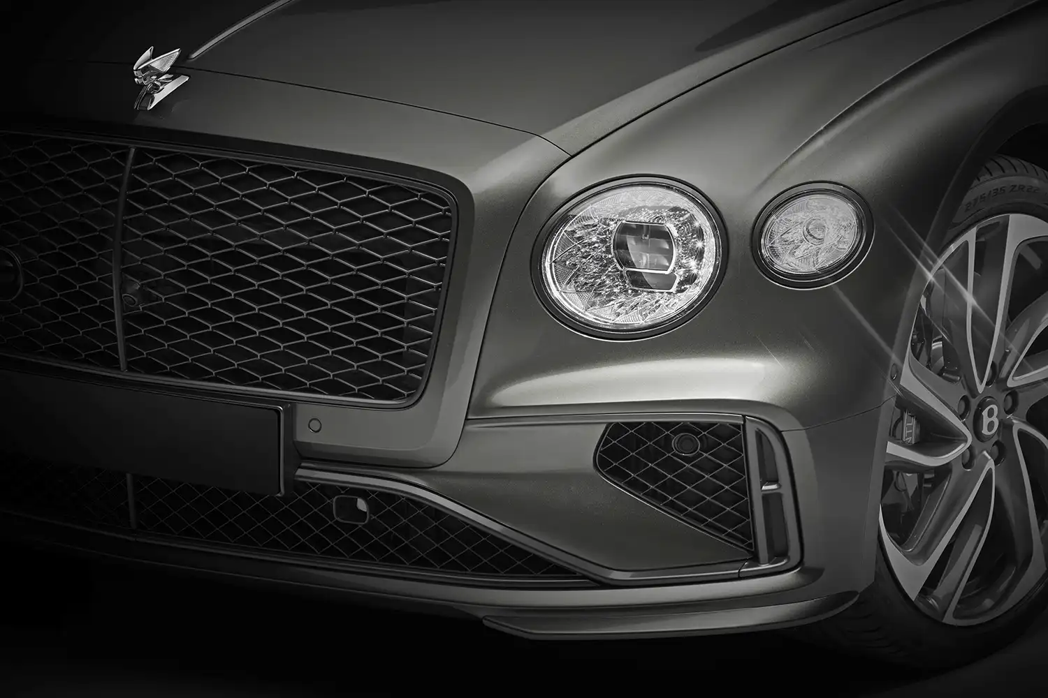 Bentley Teases Next-Generation Flying Spur with Ultra Performance Hybrid Powertrain
