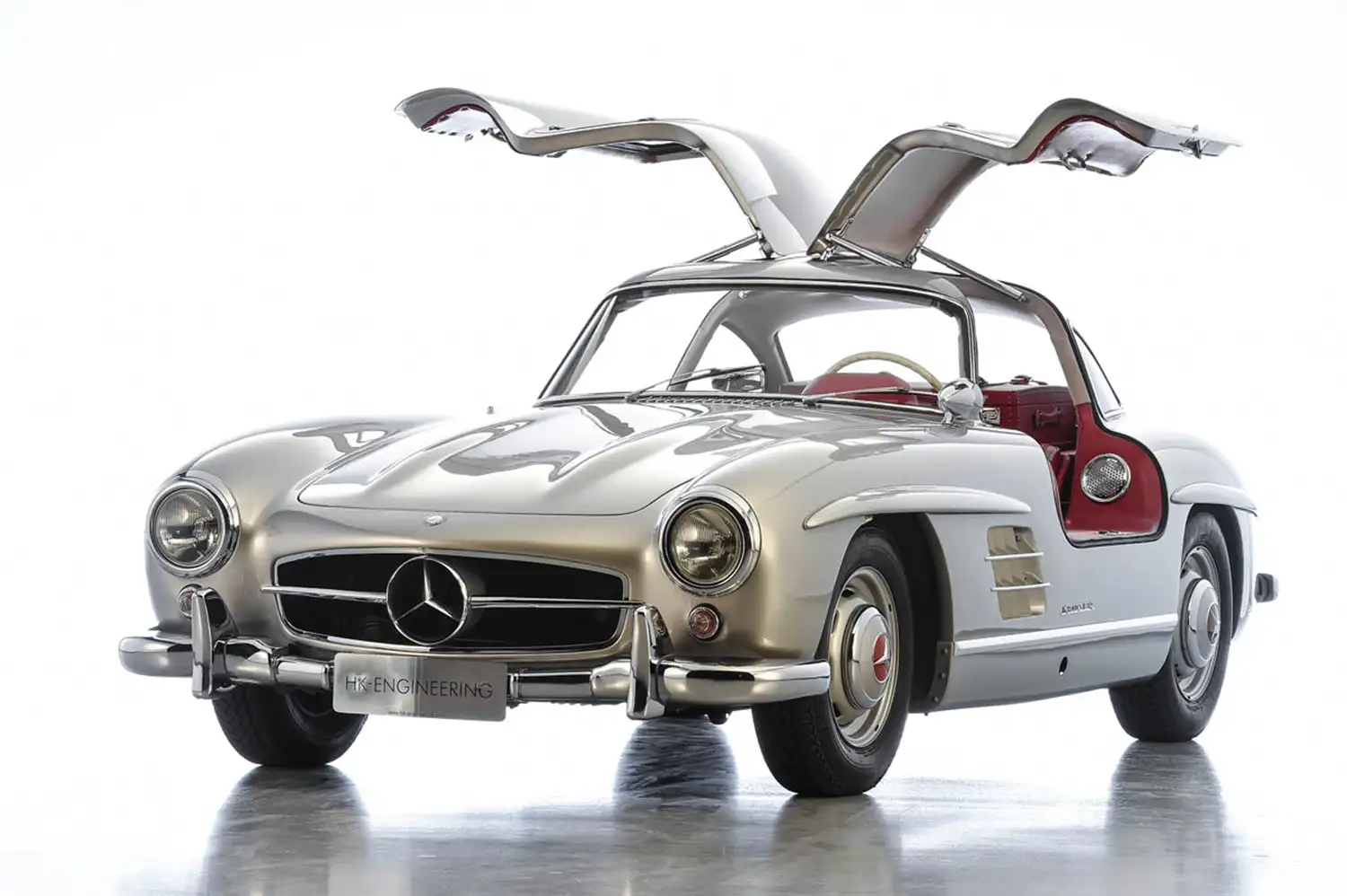 Concours of Elegance Germany Celebrates 70 Years of Mercedes 300SL Gullwing Legacy