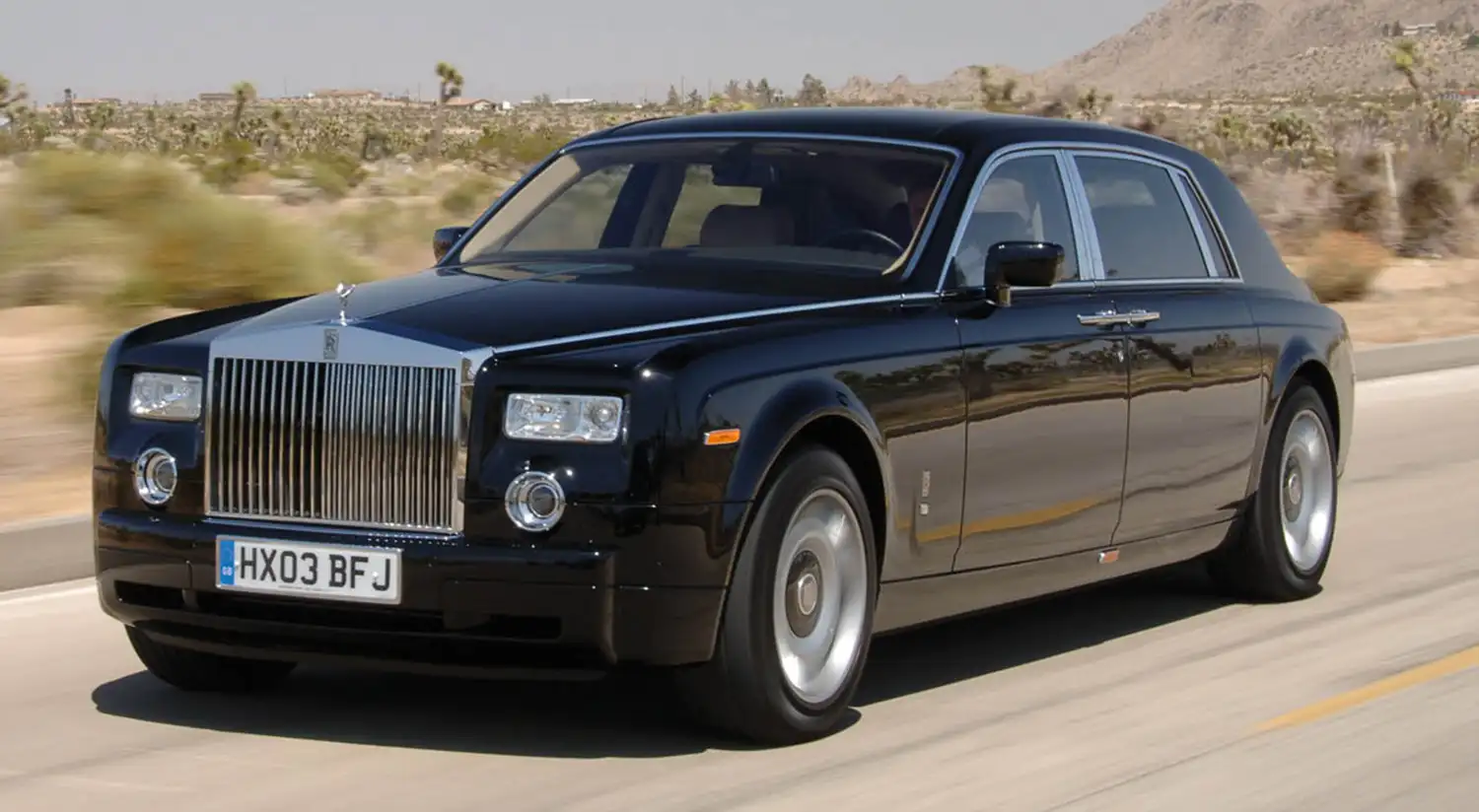 2005 Rolls-Royce Phantom with Extended Wheelbase: A Modern Classic