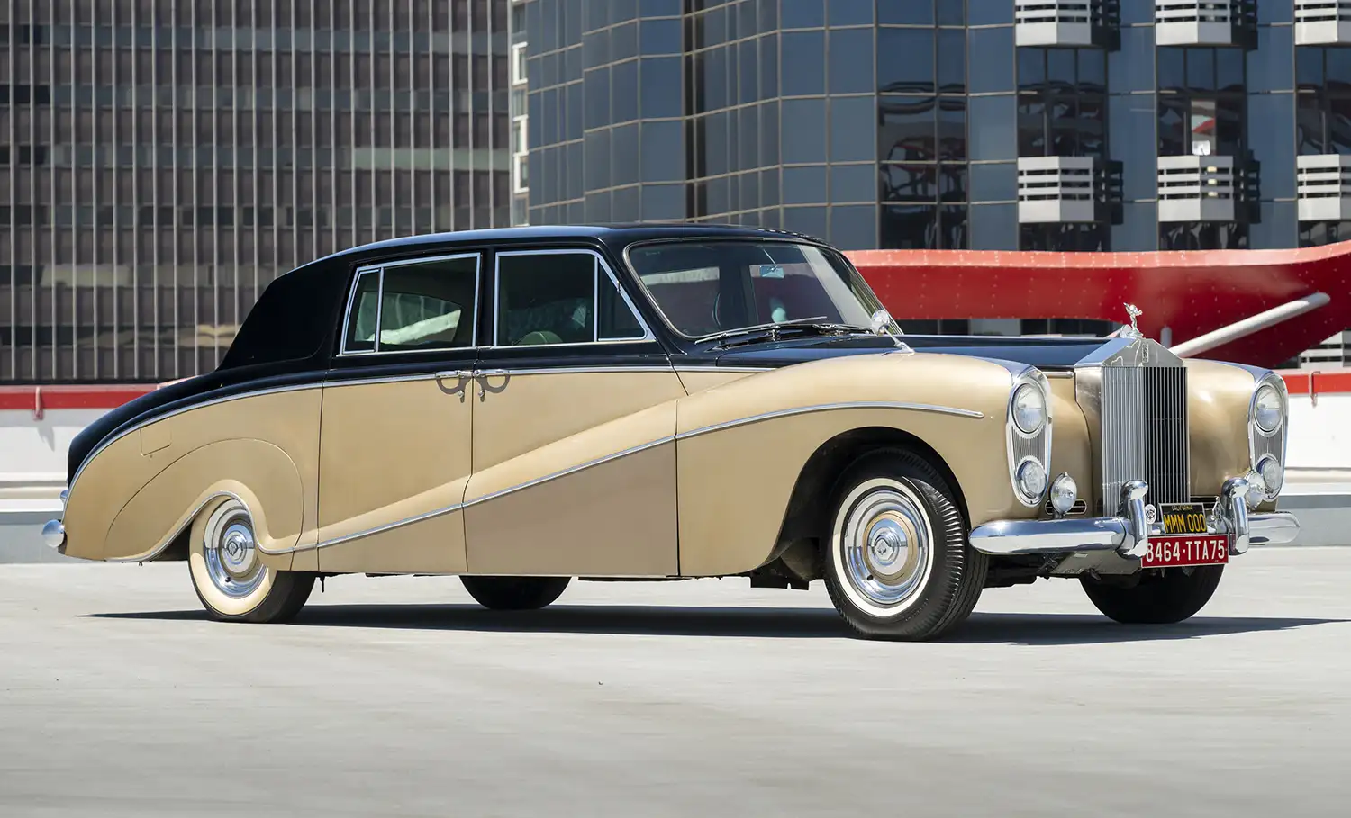 1960 Rolls-Royce Phantom V ‘Rivers’ Limousine by Chapron: A Masterpiece of Bespoke Luxury