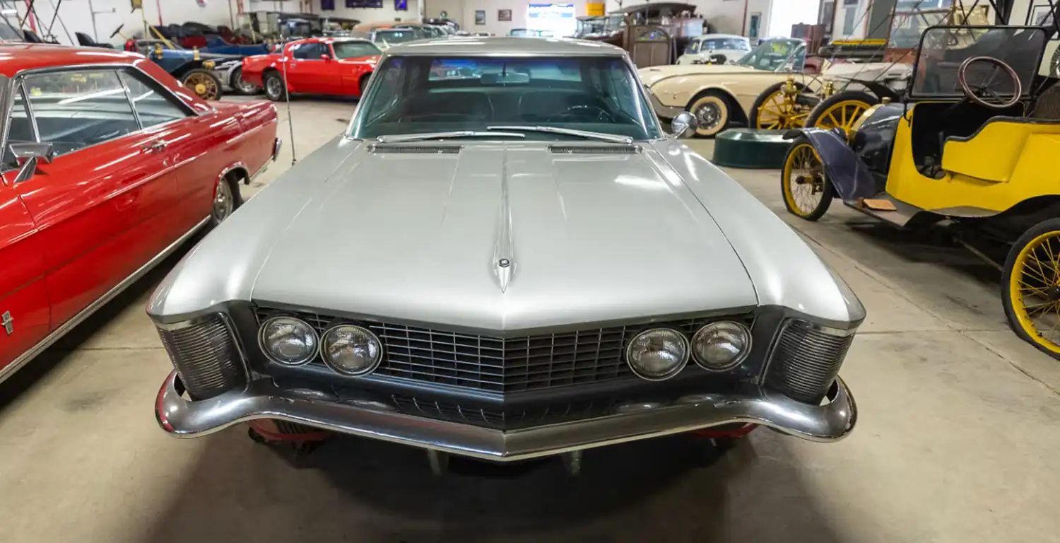 1963 Buick Riviera Hardtop: A Timeless Classic with Enduring Appeal