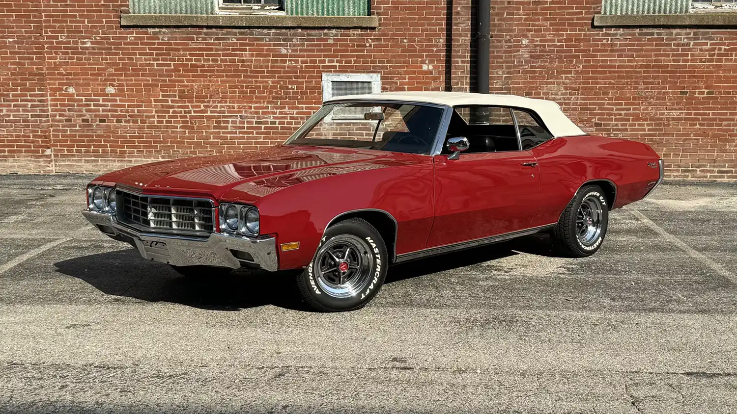 1970 Buick Skylark Convertible: Classic American Muscle with Timeless Elegance