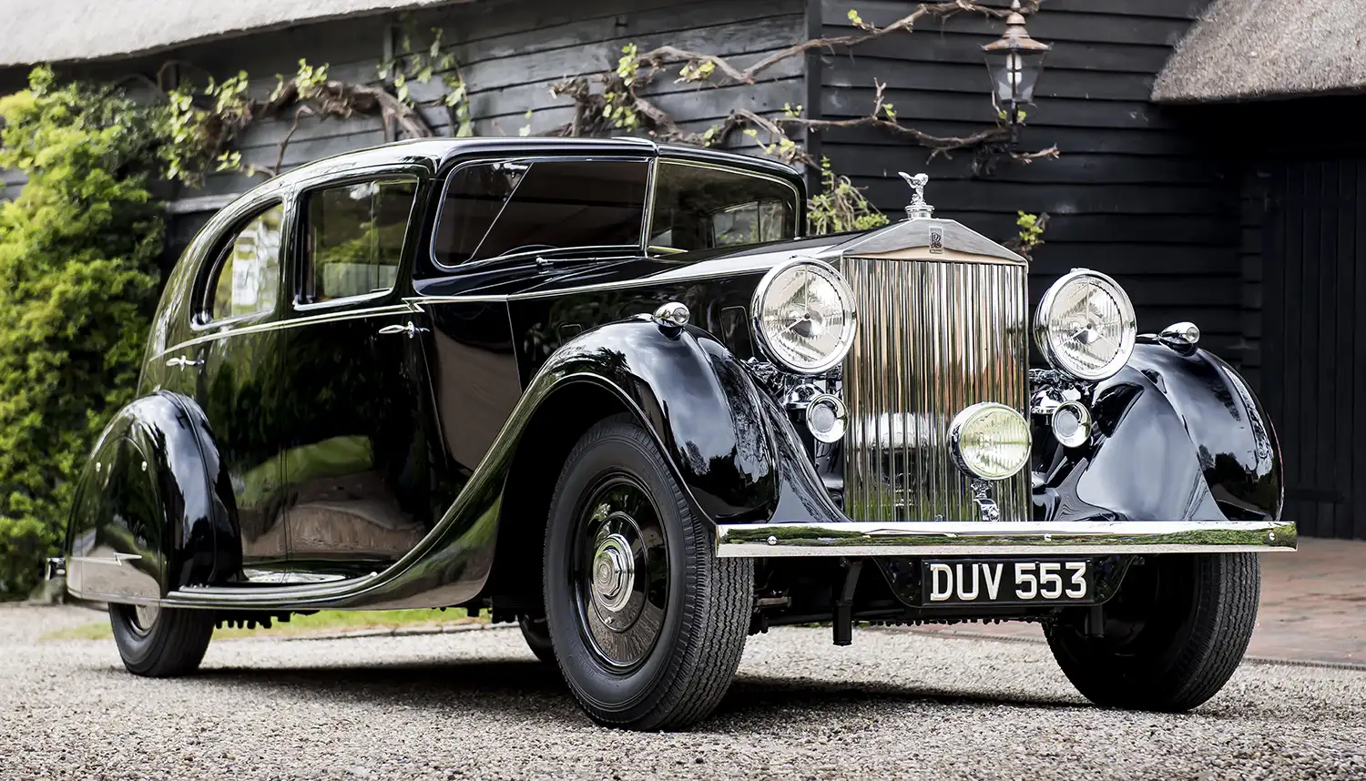 Rolls-Royce Phantom III: A V12 Milestone in Luxury