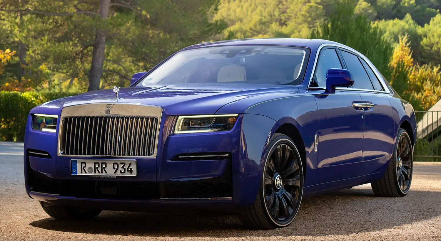 The Rolls-Royce Ghost Lineup: A Modern Interpretation of Luxury