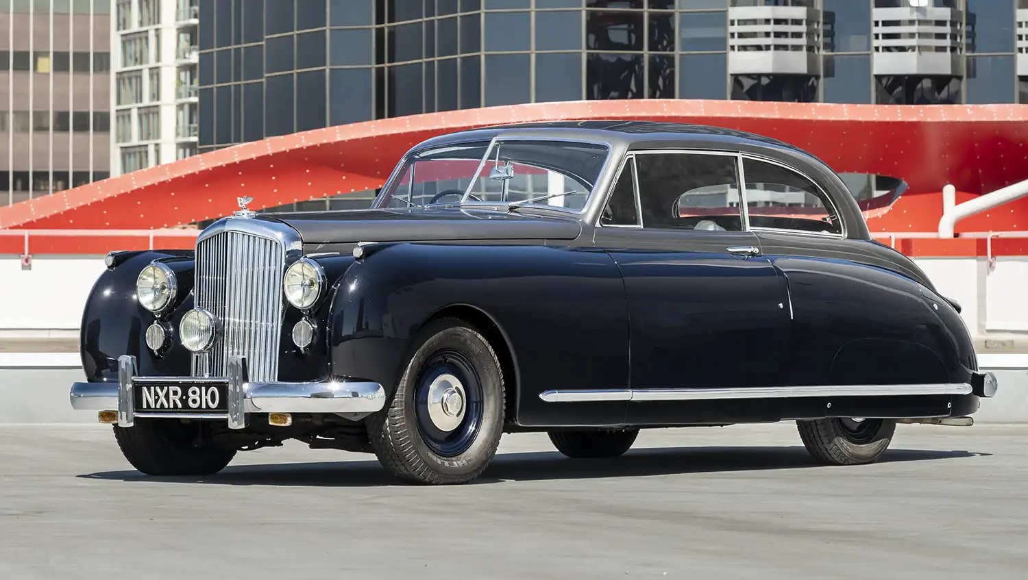 Exceptional 1948 Bentley Mark VI ‘New Look’ at Hershey 2024