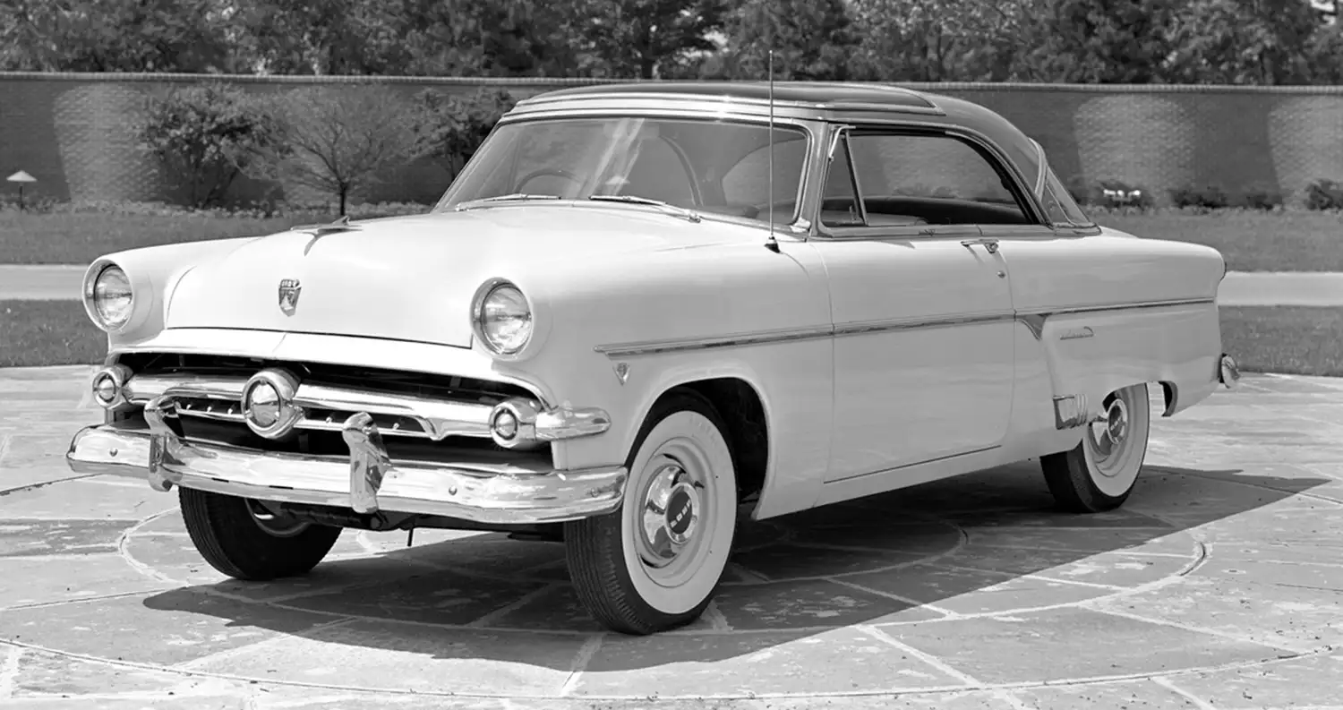 1954 Ford Crestline Skyliner: A Classic with a Unique Twist