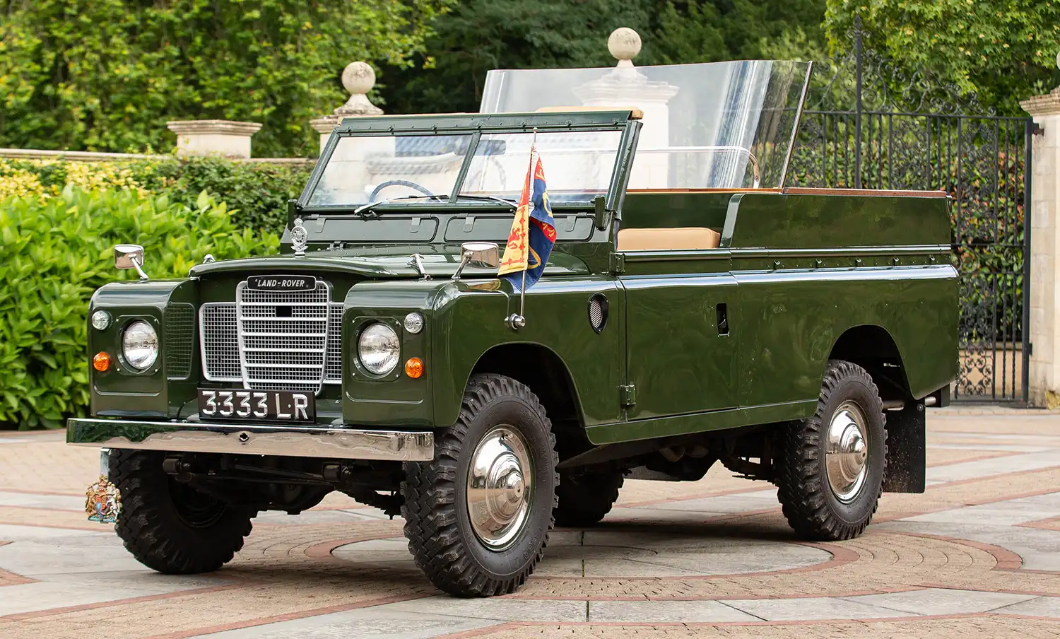 1978 Land Rover Series III ‘Royal Review’: A Vehicle Fit for a Queen