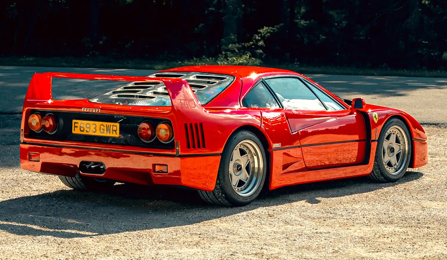 1989 Ferrari F40: A Rare Early-Series Supercar with Impeccable Provenance