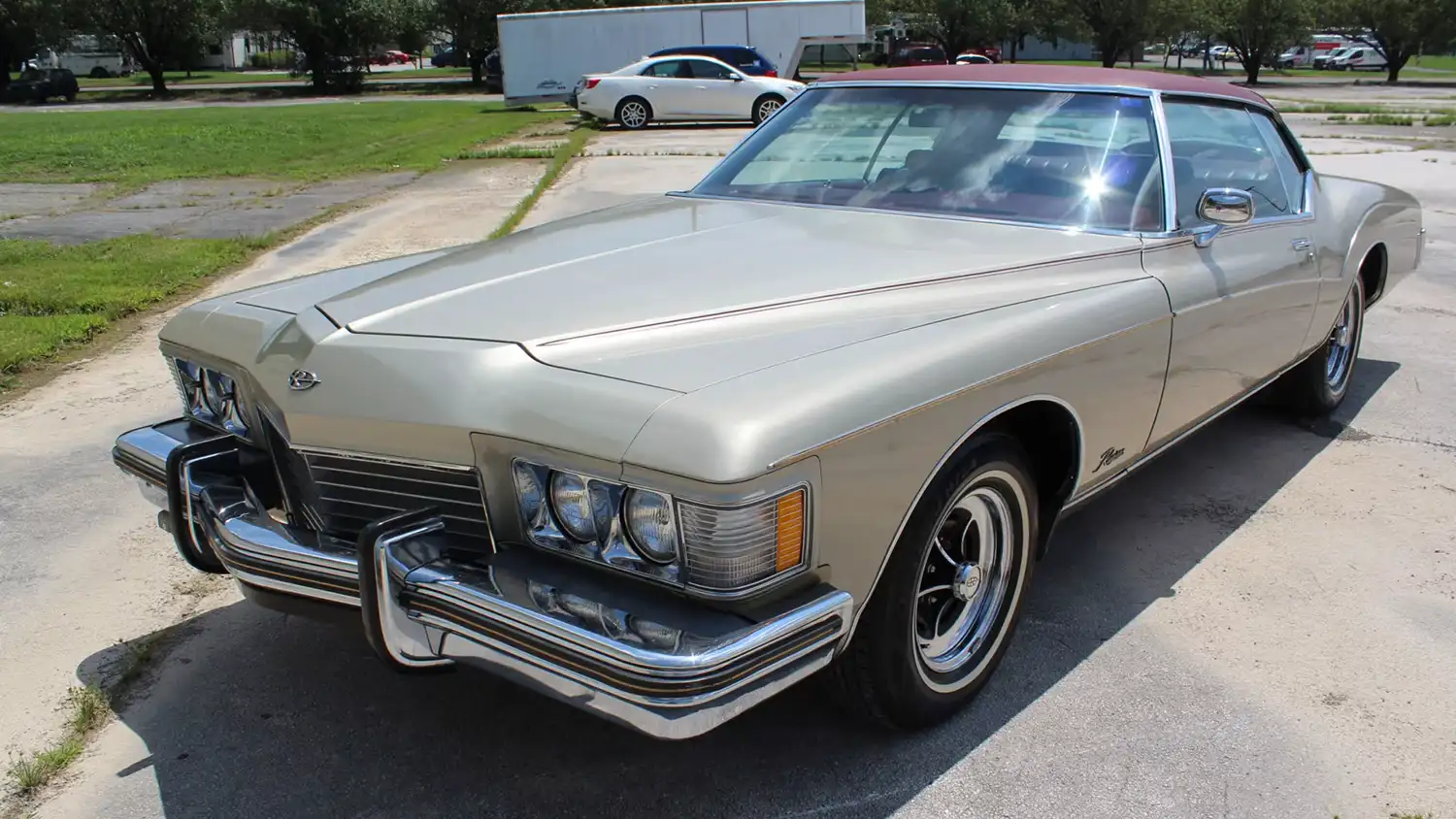 1973 Buick Riviera Coupe: A Classic American Icon at Indy Fall Special 2024