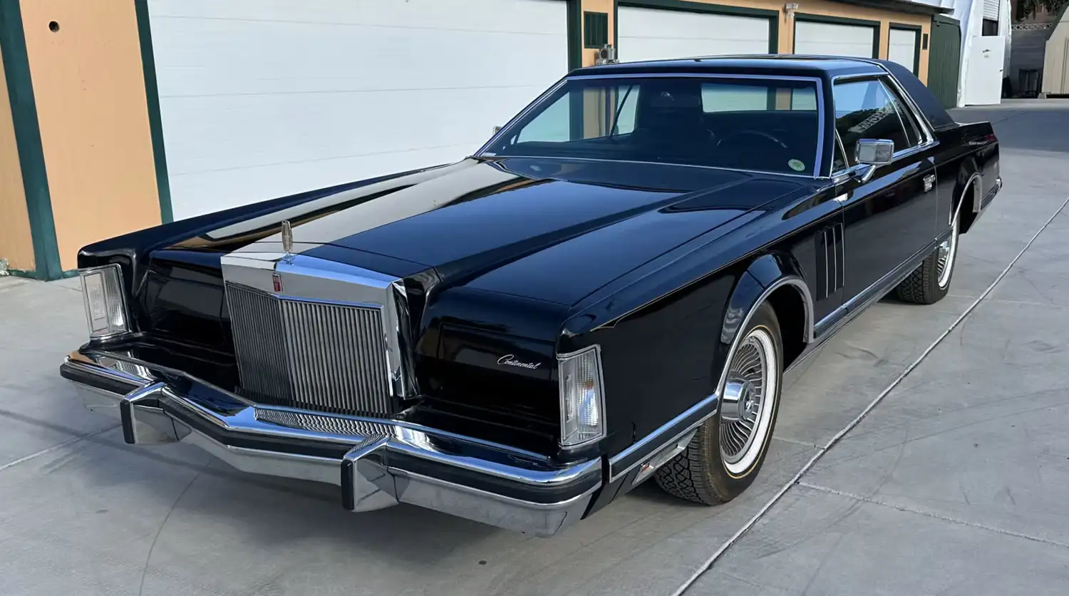 1978 Lincoln Continental Mark V: A Classic American Luxury Coupe