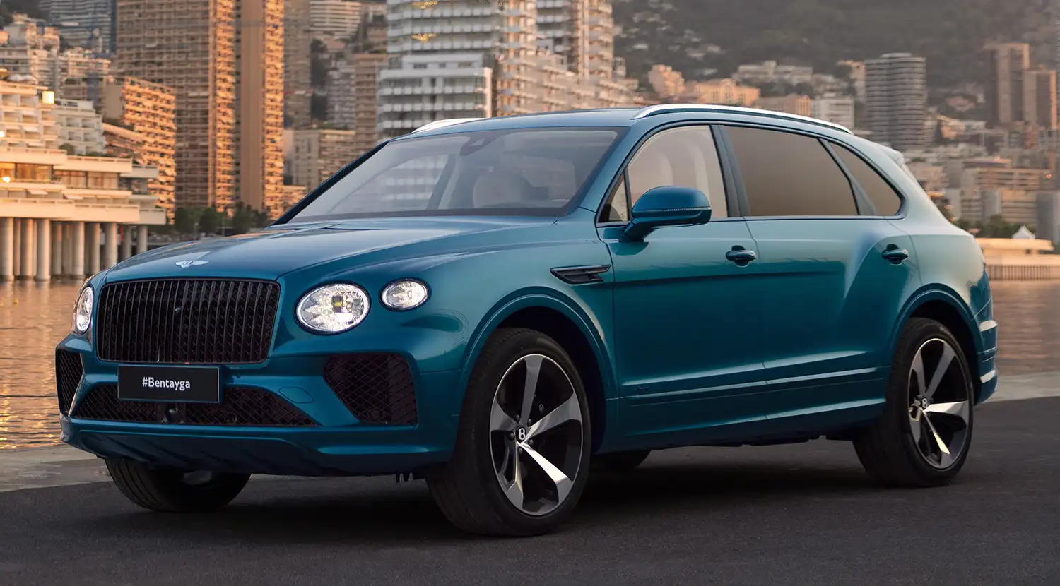 Bentley Bentayga EWB Azure Riviera Collection: A Luxurious Yachting Experience