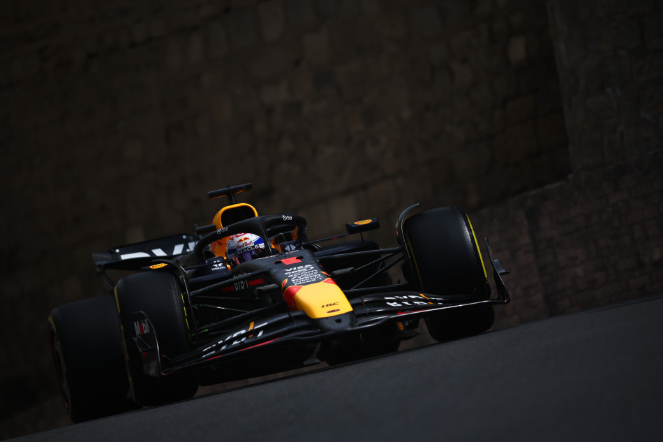 F1 – Verstappen quickest in opening practice for Azerbaijan Grand Prix as red flags fly