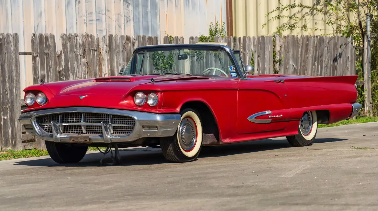 1959 Ford Thunderbird Convertible: A True Paradigm of American Automotive Elegance