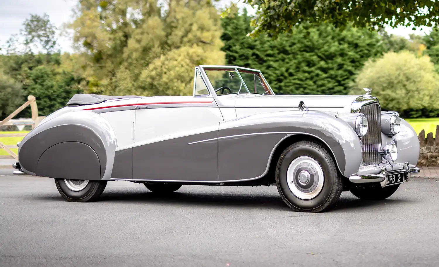 1952 Bentley Mark VI Drophead Foursome Coupé by Mulliners of Birmingham