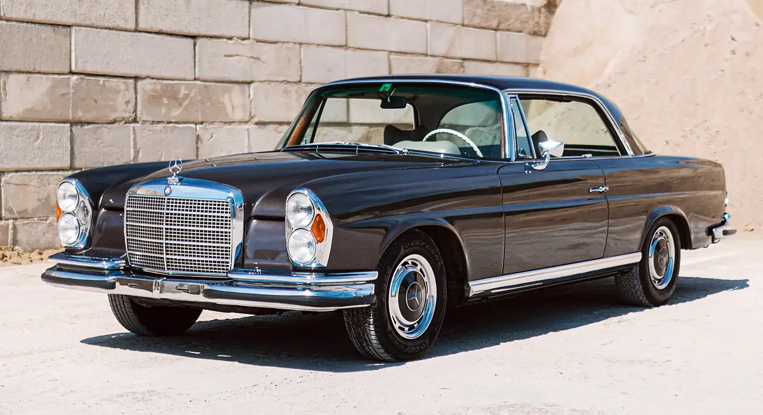 1970 Mercedes-Benz 280 SE 3.5 Coupé ‘Sunroof’: A Timeless Classic