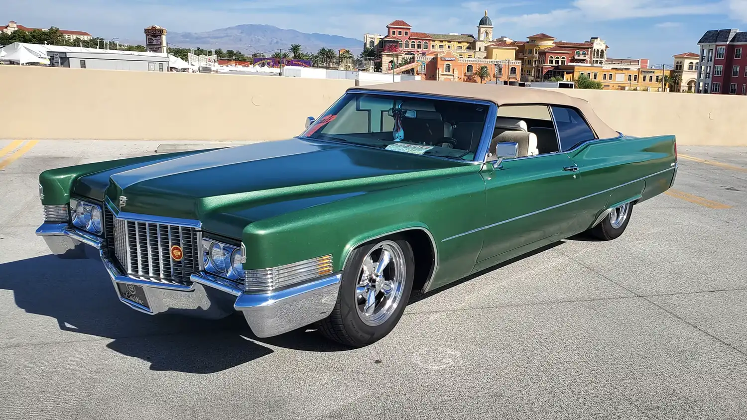 Classic Elegance: 1970 Cadillac Deville Convertible at Las Vegas 2024 Auction