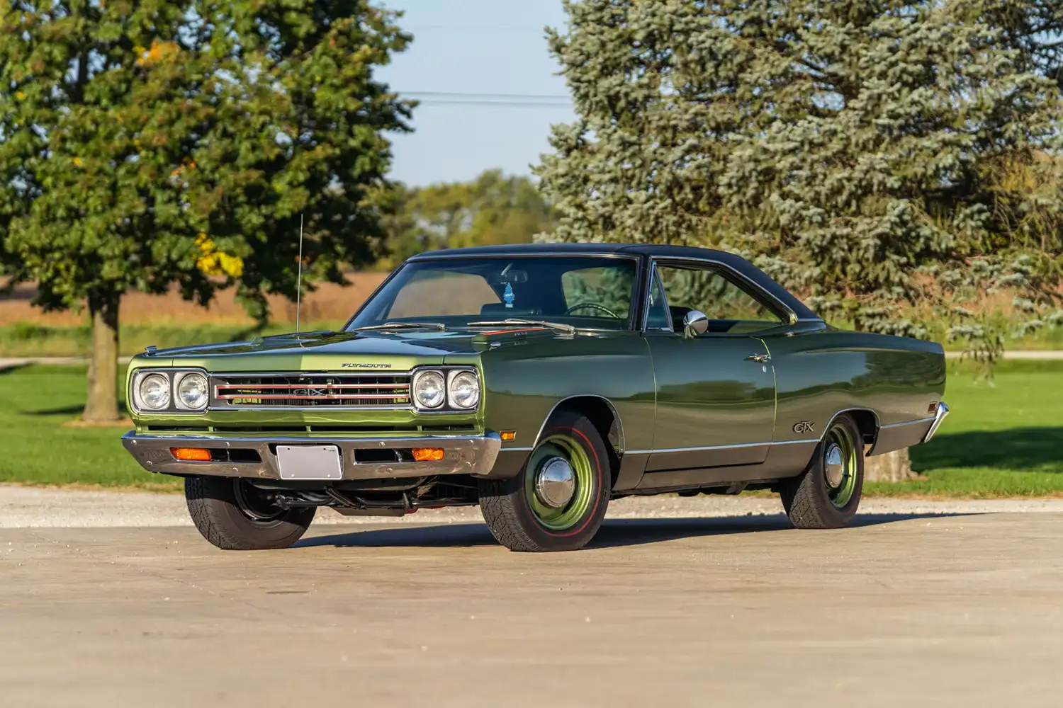 1969 Plymouth Hemi GTX Hardtop: A Rare American Muscle Icon