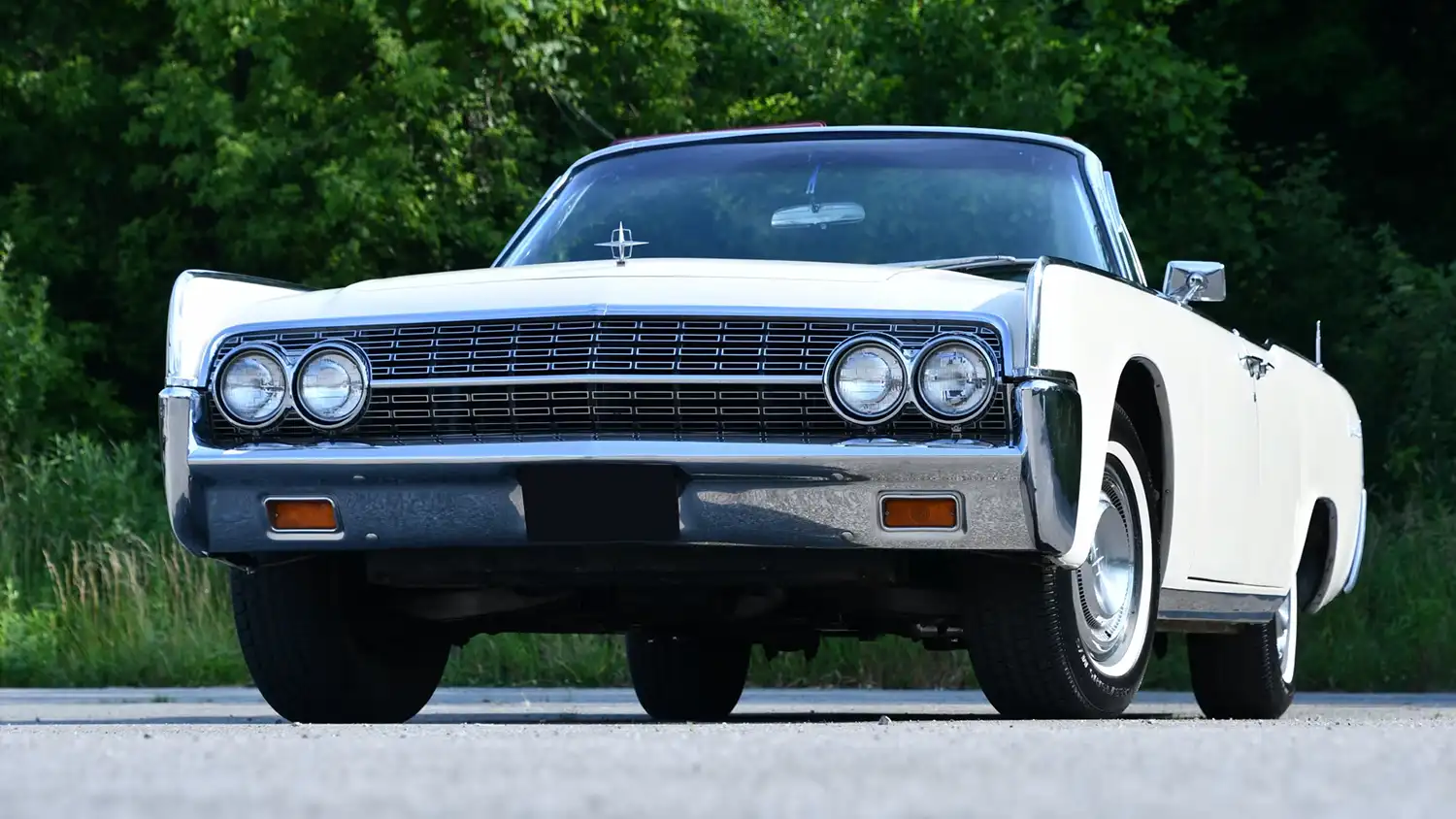 1962 Lincoln Continental Convertible: Classic Luxury and Iconic Design