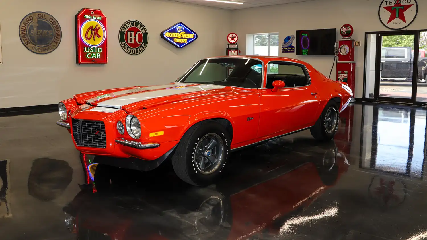 1970 Chevrolet Camaro Z28 Coupe Set for Auction