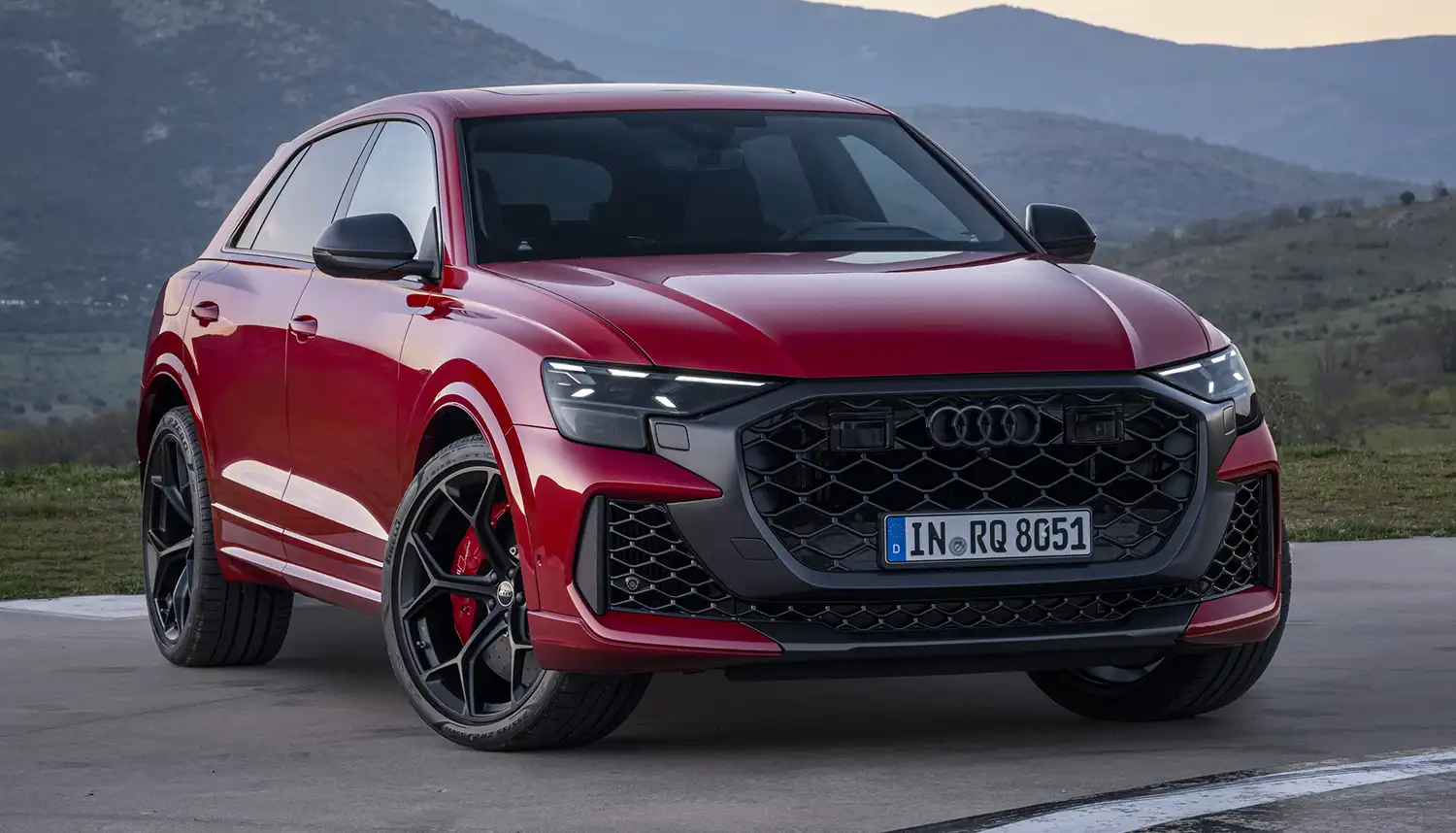 Audi RS Q8 Performance (2025): A New Benchmark for Internal Combustion Excellence