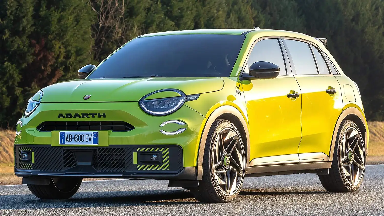 Abarth 600e (2025): The Most Powerful Scorpion Yet