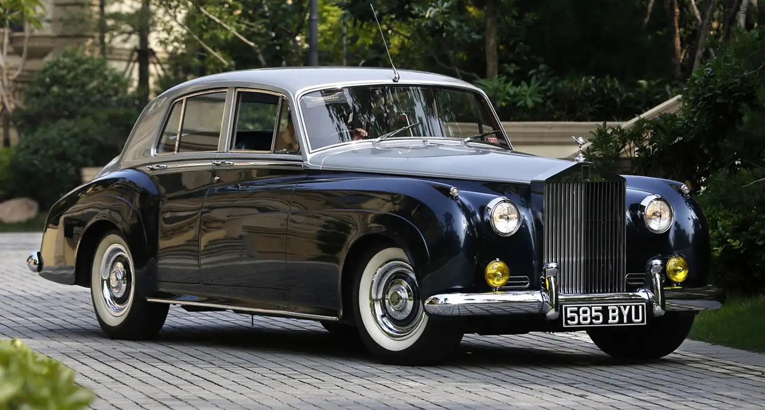 The Rolls-Royce Silver Cloud: A Defining Model of the 1950s