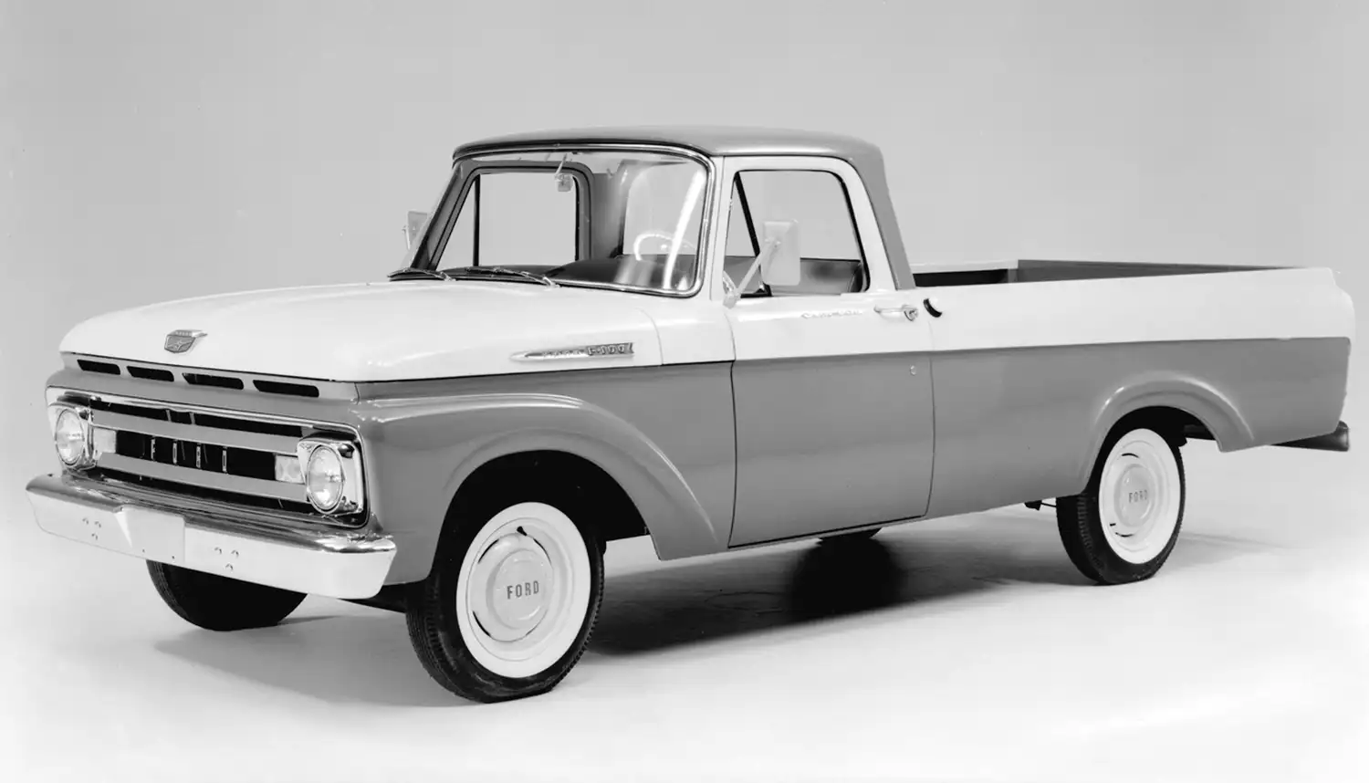 1961 Ford F-100 Custom: Where Utility Meets Elegance
