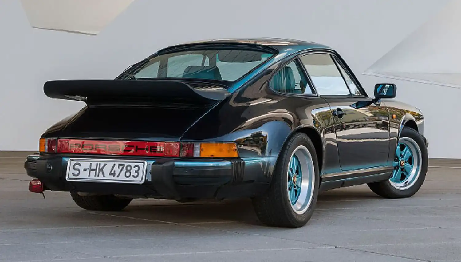 1984 Porsche 911 Carrera 3.2: The One-Off That Inspired Porsche Exclusive