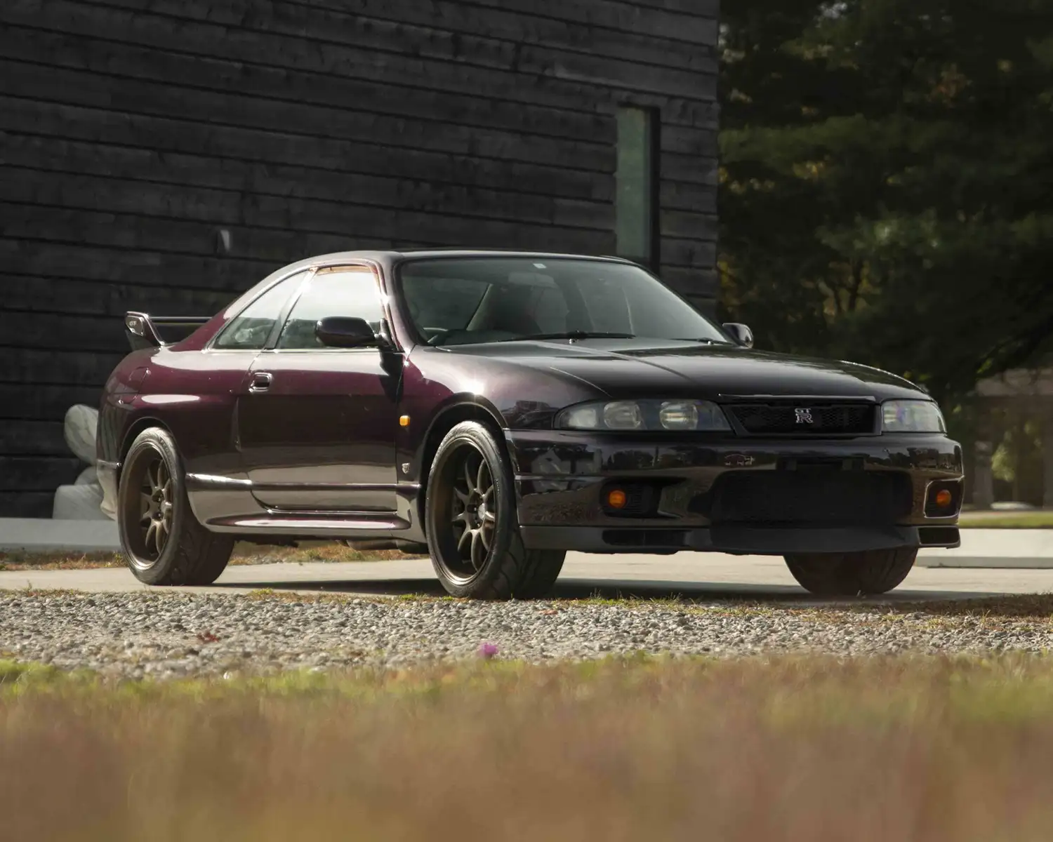 1996 Nissan GTR R33 – The Ultimate Japanese Performance Icon